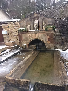 La fontaine Sainte-Marie